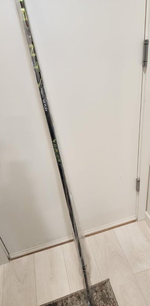 NEW] RH 65 Flex Intermediate Bauer Agent (Ag5nt) - P92M | SidelineSwap