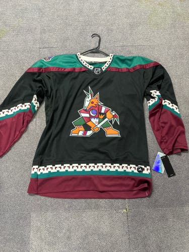 Clayton Keller Coyotes Reverse Retro Jersey Brand New