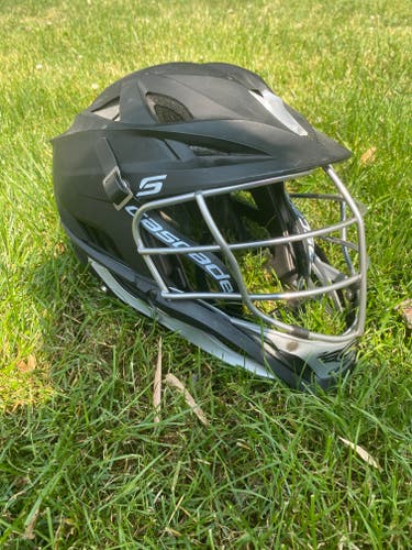 Used Player's Cascade S Helmet