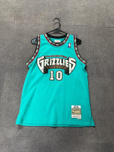 Vintage Mike Bibby Vancouver Grizzlies Jersey