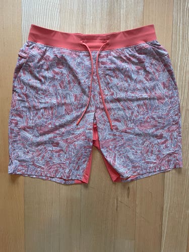 Lululemon Athletic Shorts Size Large