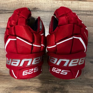Used Bauer 10" Supreme S29 Gloves