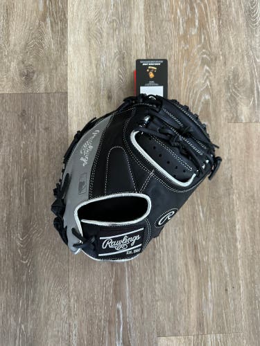 Right Hand Throw 32" Encore Catcher's Glove