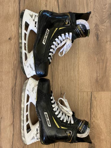 Used Bauer Regular Width Size 8.5 Supreme 2S Pro Hockey Skates