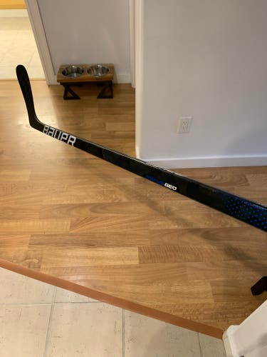 Senior Right Handed P90T Pro Stock Nexus Geo Hockey Stick