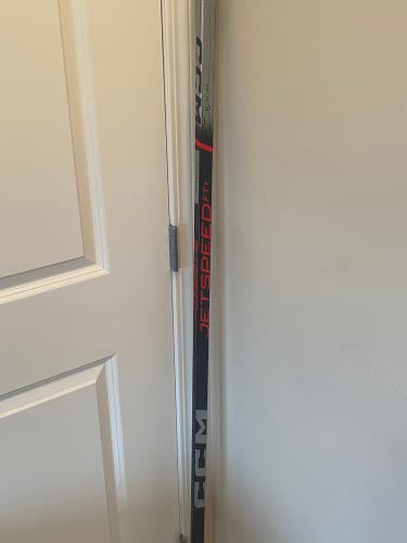 Right Handed P29 CCM Jetspeed FT6 Team 75 Flex Hockey Stick