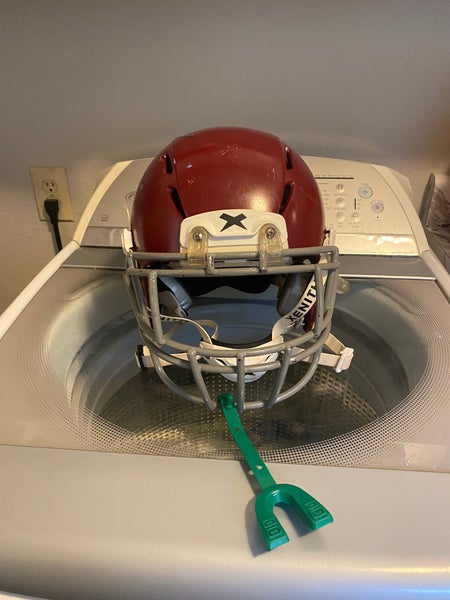 Used youth medium xenith x2e helmet