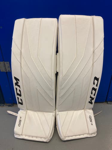 30" CCM Axis 1.5 Goalie Leg Pads