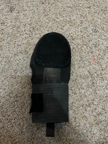 Used Senior EvoShield Wrist Guards Sliding mitt