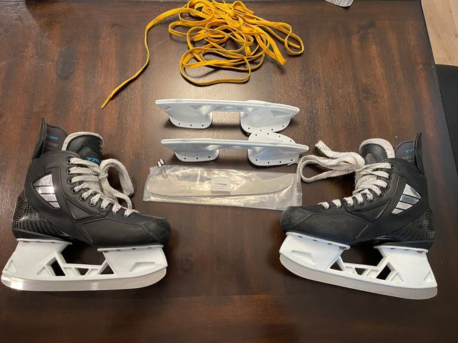 Used True Extra Wide Width Size 7 Pro Custom Hockey Skates