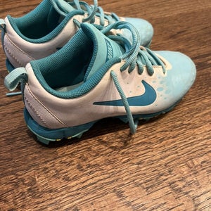 Nike Soccer Cleats Size Youth 2.5