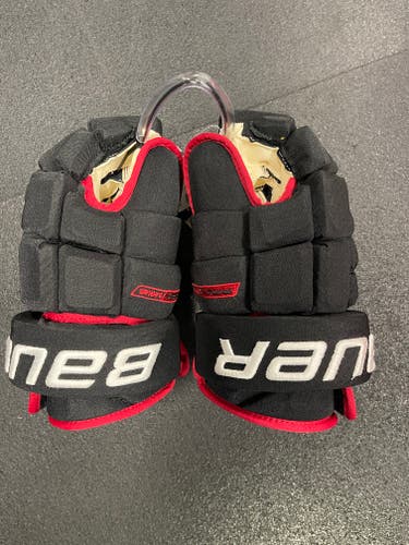 New Bauer Pro Series Gloves 14" Pro Stock Blackhawks
