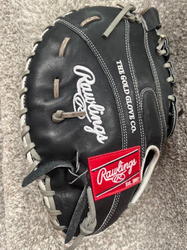 1st Base Rawlings Heart of the Hide Glove