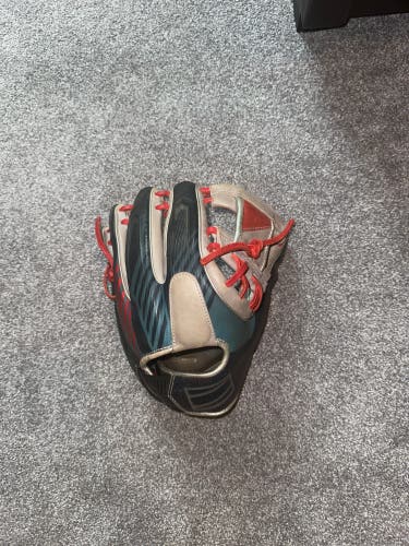 11.5" REV1X Baseball Glove