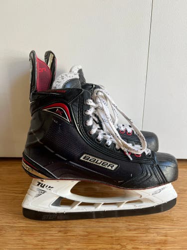 Used Bauer Regular Width Size 9.5 Vapor 1X 2.0 Hockey Skates
