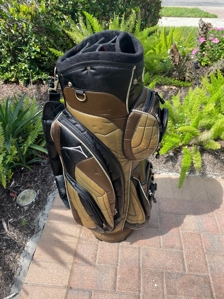 Acquity Golf Cart Bag With club Dividers