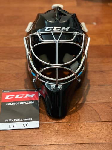 New CCM AXIS Pro mask black cateye sr medium