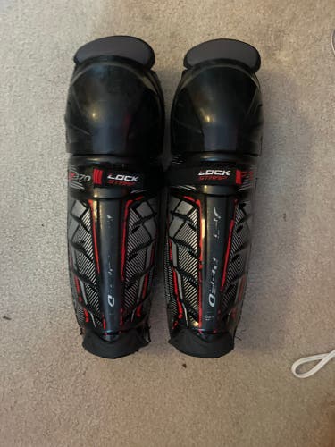Used CCM  JetSpeed FT370 Shin Pads