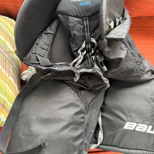 Junior Medium Bauer Nexus 600 Hockey Pants