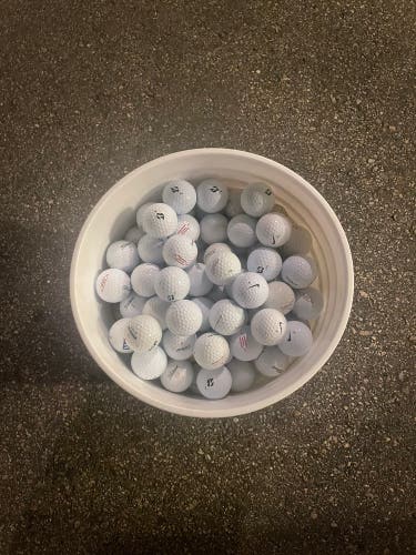 100 Cleaned White used Golf Balls