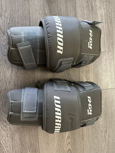 Warrior goalie knee pad R/G4 SR