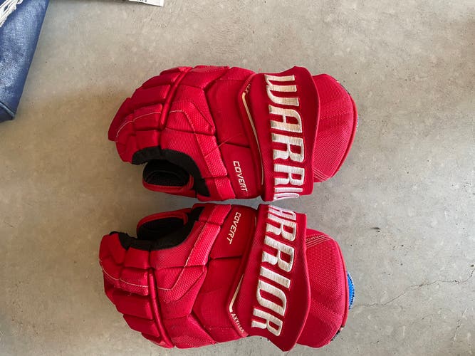 Warrior 14" QRE Pro Gloves
