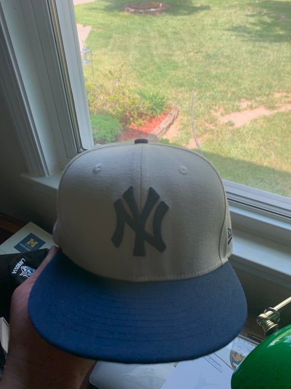 New Era Electrify New York Yankees Hat 7 3/4