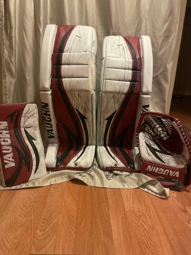 35" Regular Pro Stock VE8 Goalie Full Set