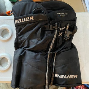 Used Medium Bauer Nexus N9000 Hockey Pants