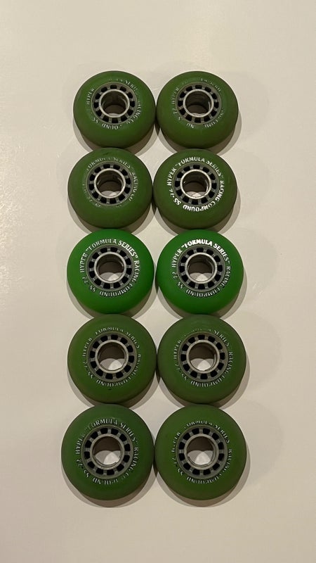 Hyper Formula SS-72 Green Full Set plus 2 New Skate Wheels