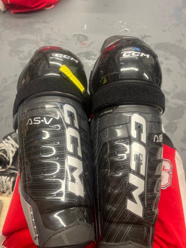 CCM  Tacks AS-V Shin Pads