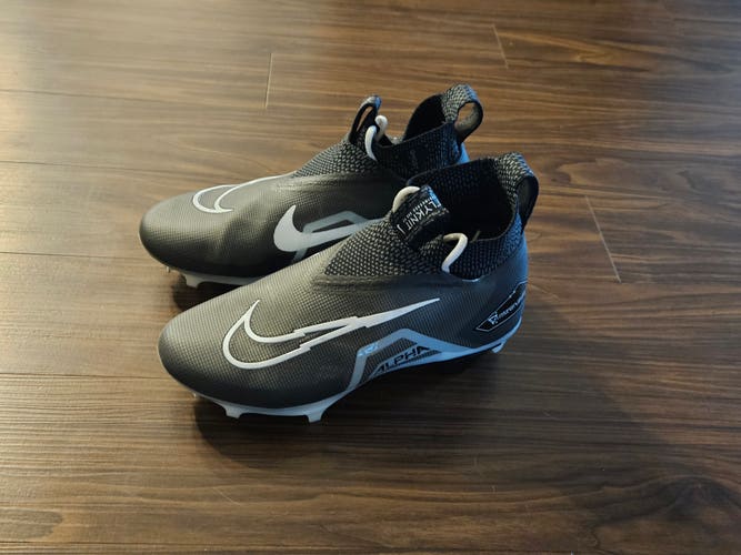 Men's Used Size 7.5 (Women's 8.5) Molded Cleats Nike Mid Top Alpha Menace Elite 3