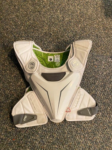 Used Large Maverik M5 Shoulder Pads