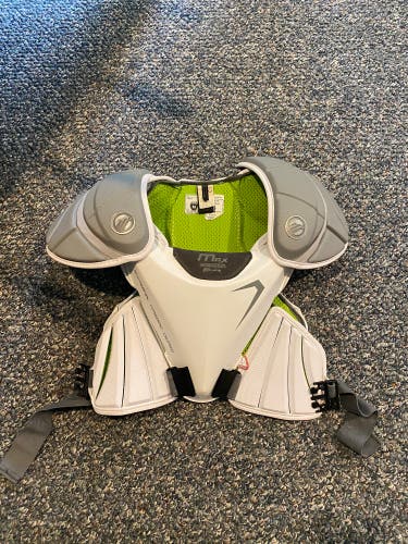 Used Medium Maverik Max Shoulder Pads