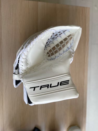 True l87 580 full right glove BRAND NEW