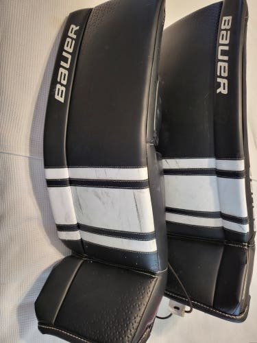 Used 32" Bauer Gsx Goalie Leg Pads