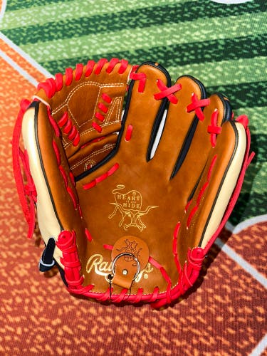 Custom MAGA Heart of the Hide 11.5” Glove