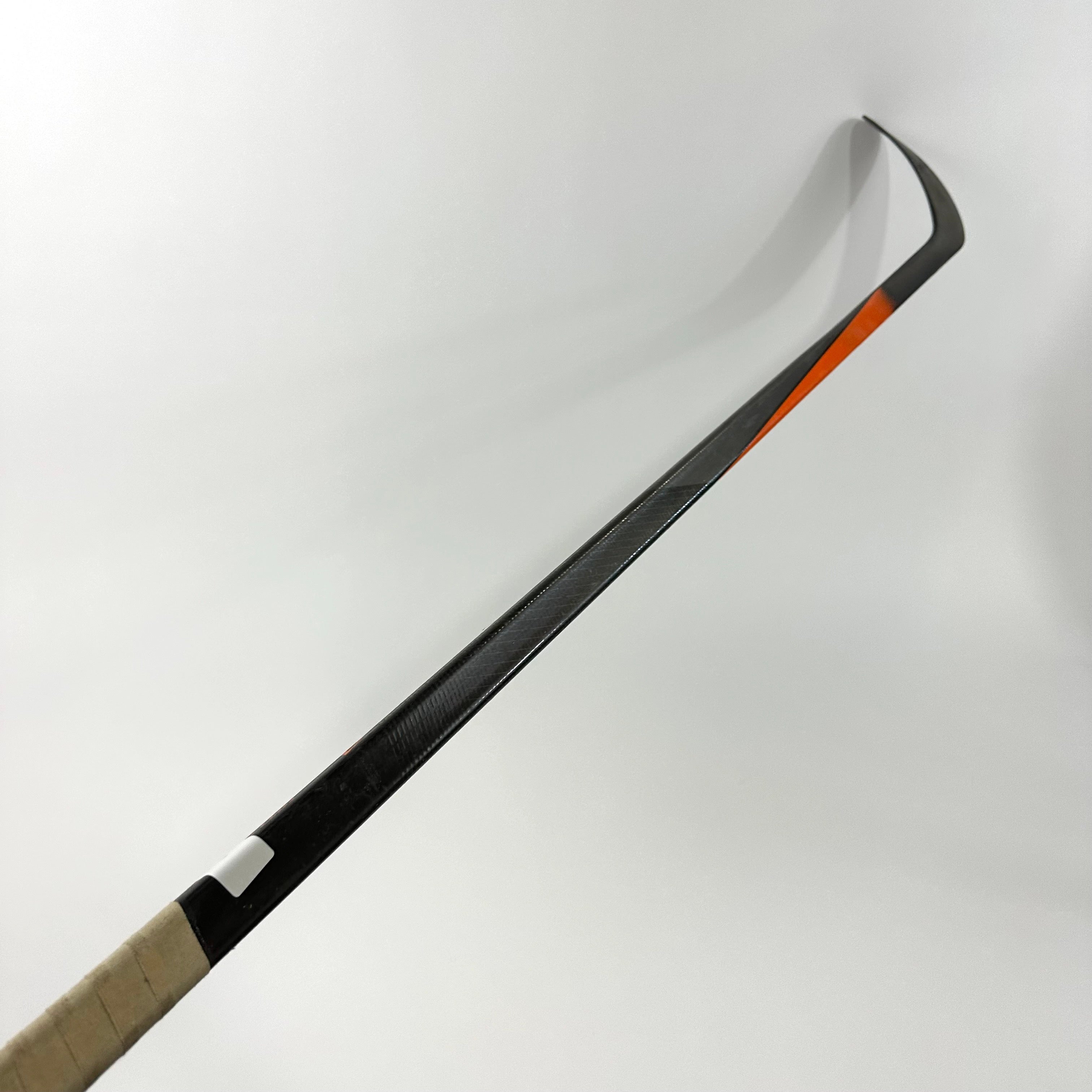 Easton-V9E-Ice-Hockey-Stick - HockeyXperten