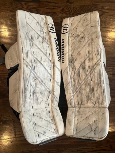 34 + 1.5 Warrior  Ritual G4 Goalie Leg Pads
