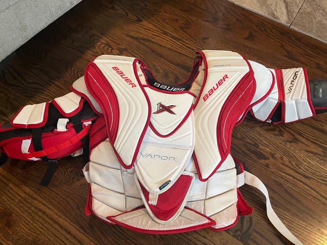 Used Large Bauer Vapor 1X Goalie Chest Protector