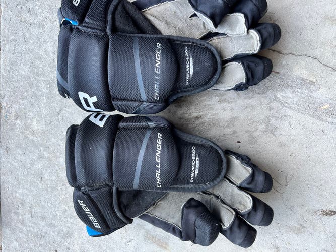 Used Bauer 14" Gloves