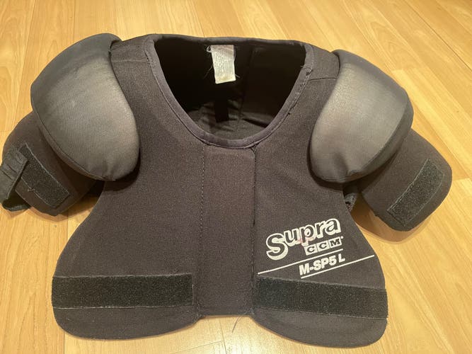 CCM Supra   Pro Shoulder pad Large