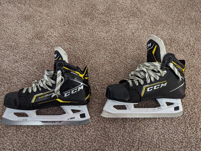 Senior Used CCM Super Tacks 9380 Hockey Goalie Skates Regular Width Size 7.5