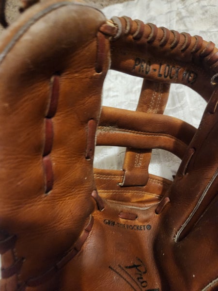 1950'S VINTAGE PROFESSIONAL MODEL FIRST BASEMAN BASEBALL GLOVE 258