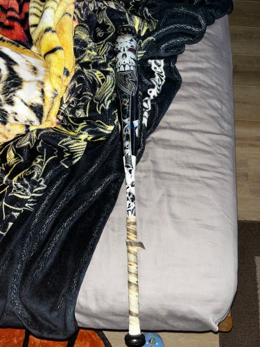 Used BBCOR Certified DeMarini (-3) 30 oz 33" Voodoo Bat