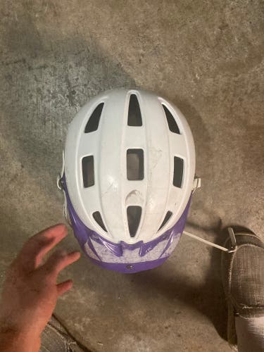 Player's Cascade S Youth Helmet