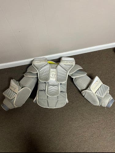 Warrior Ritual GT2 senior Goalie Chest & Arm Protector