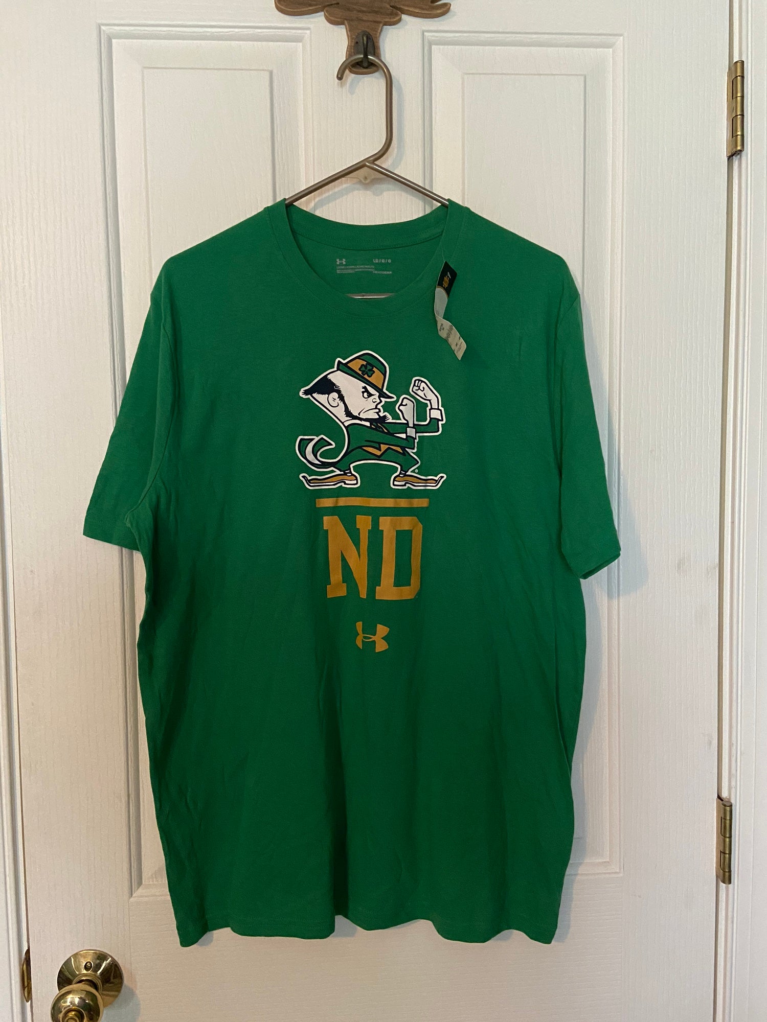 Men's Under Armour Green/Navy Notre Dame Fighting Irish Logo Game Day  Baseball Raglan 3/4 Sleeve T-Shirt