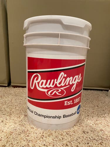 Rawlings NCAA CWS 6 gallon bucket w/ 36 gently used game balls