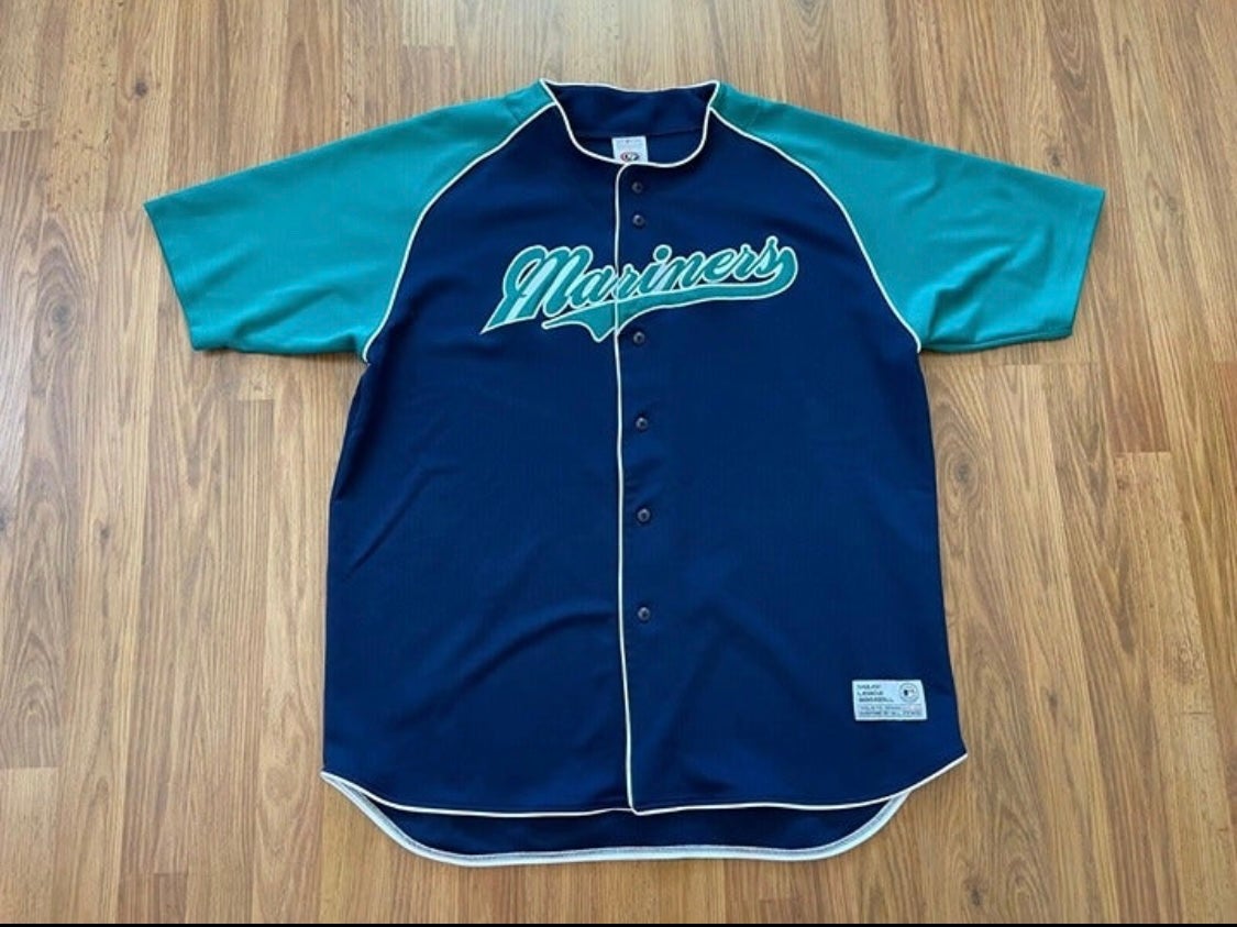 1995 Seattle Mariners X Taz vintage MLB fan jersey. Tagged as an XL.